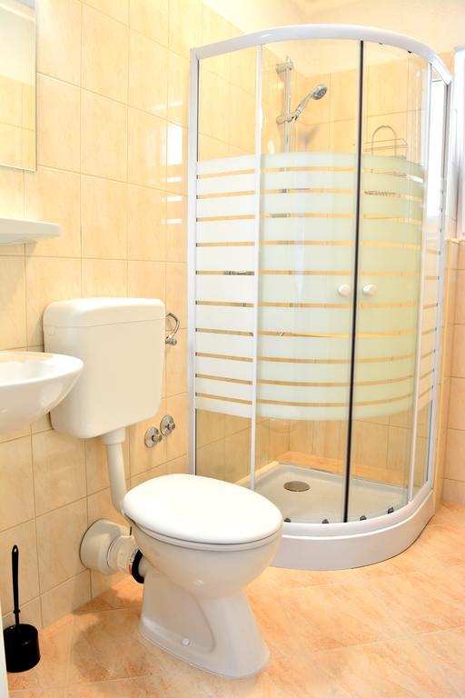 Apartments M&B Подстрана Екстериор снимка